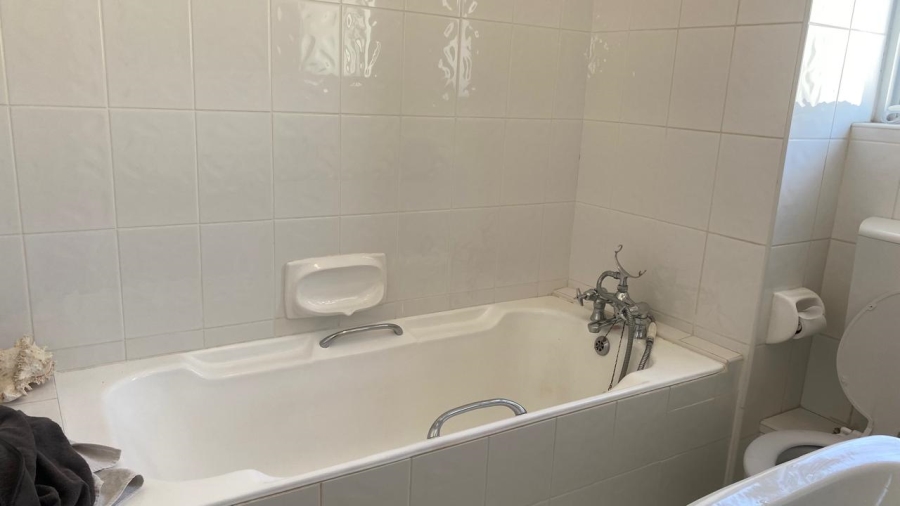 To Let 3 Bedroom Property for Rent in Bantry Bay Western Cape